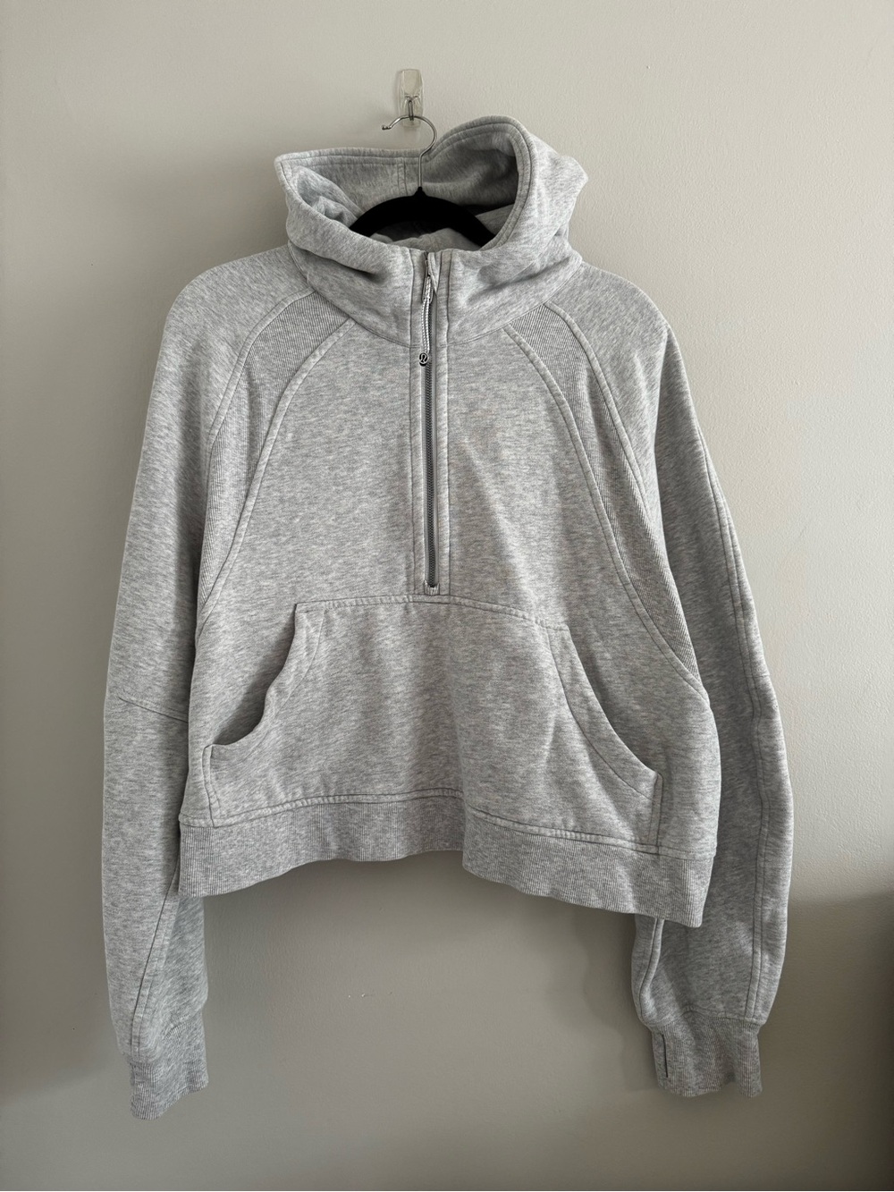 lululemon Lululemon Light Grey Scuba Cropped Hoodie | XL/XXL